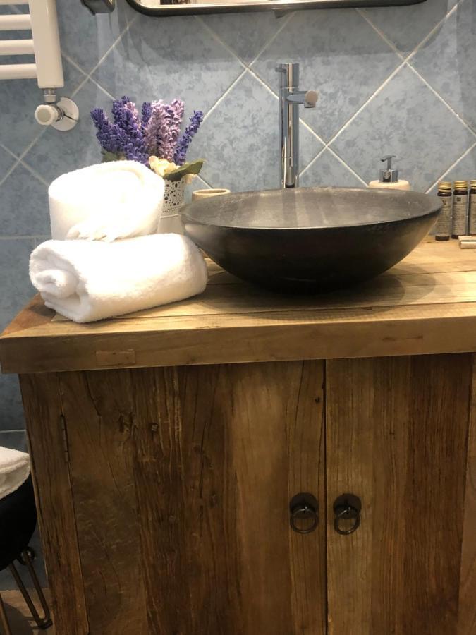 One-Bedroom Apartment,1770169863:JPEG